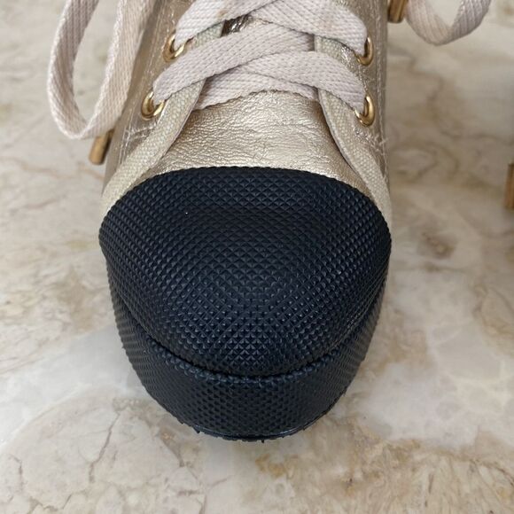 L.A.M.B Denver Gwen Stefani Gold Monogram Leather Platform Sneakers - Picture 8 of 16